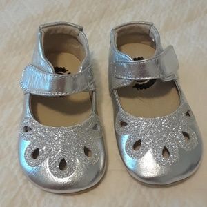 Livie & Luca 6/12mo shoes